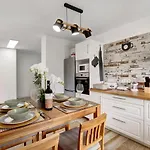 펜션 La Carpinteria 타코론테