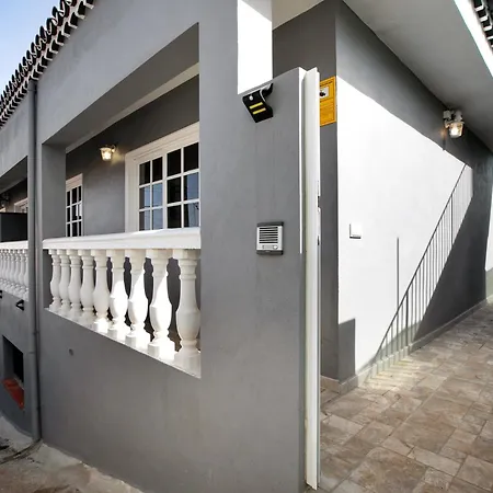 La Carpinteria بيت للعطل